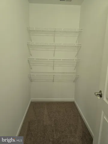 $2,400 | 13 Front Street, Wyoming, DE 19934