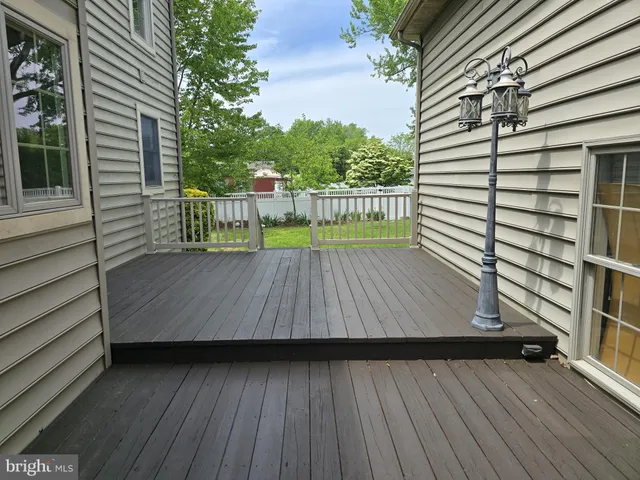 $2,400 | 13 Front Street, Wyoming, DE 19934