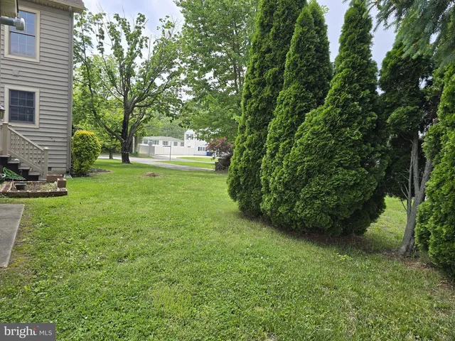 $2,400 | 13 Front Street, Wyoming, DE 19934