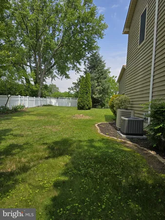 $2,300 | 13 Front Street, Wyoming, DE 19934