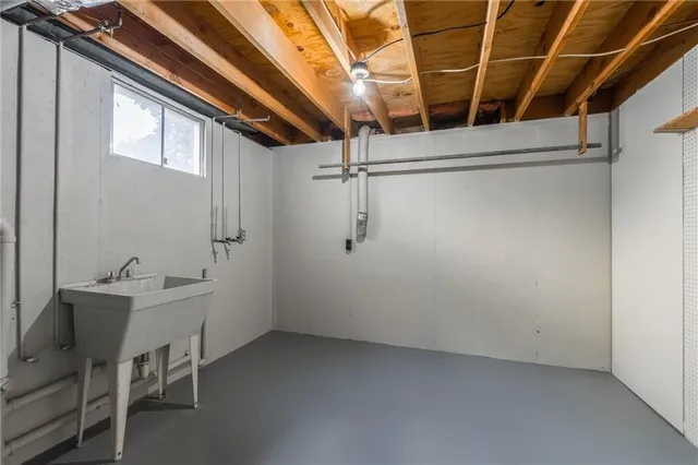 $345,000 | 3600 Northeast 76th Terrace, Gladstone, MO 64119