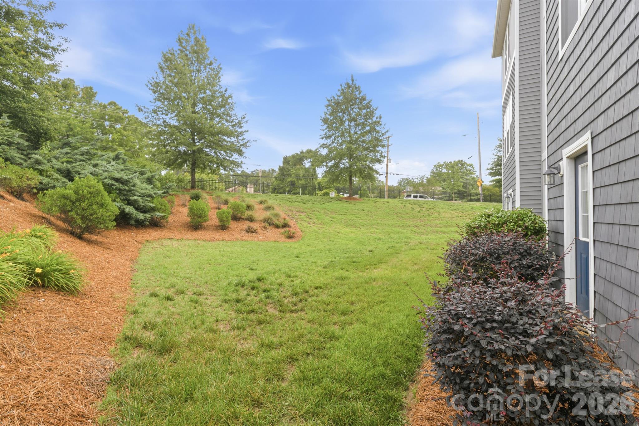 1502 Sharon Road West Charlotte, NC 28210 - Photo 39 of 40