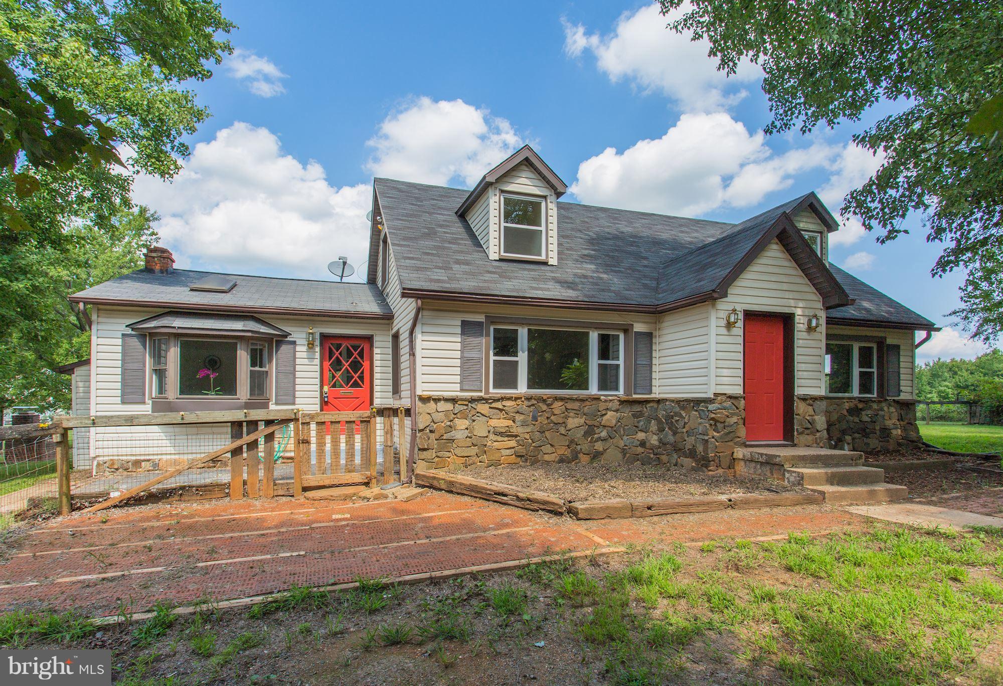 4268 Razor Hill Road Bealeton, VA 22712 - Photo 2 of 30 Exterior (Front)