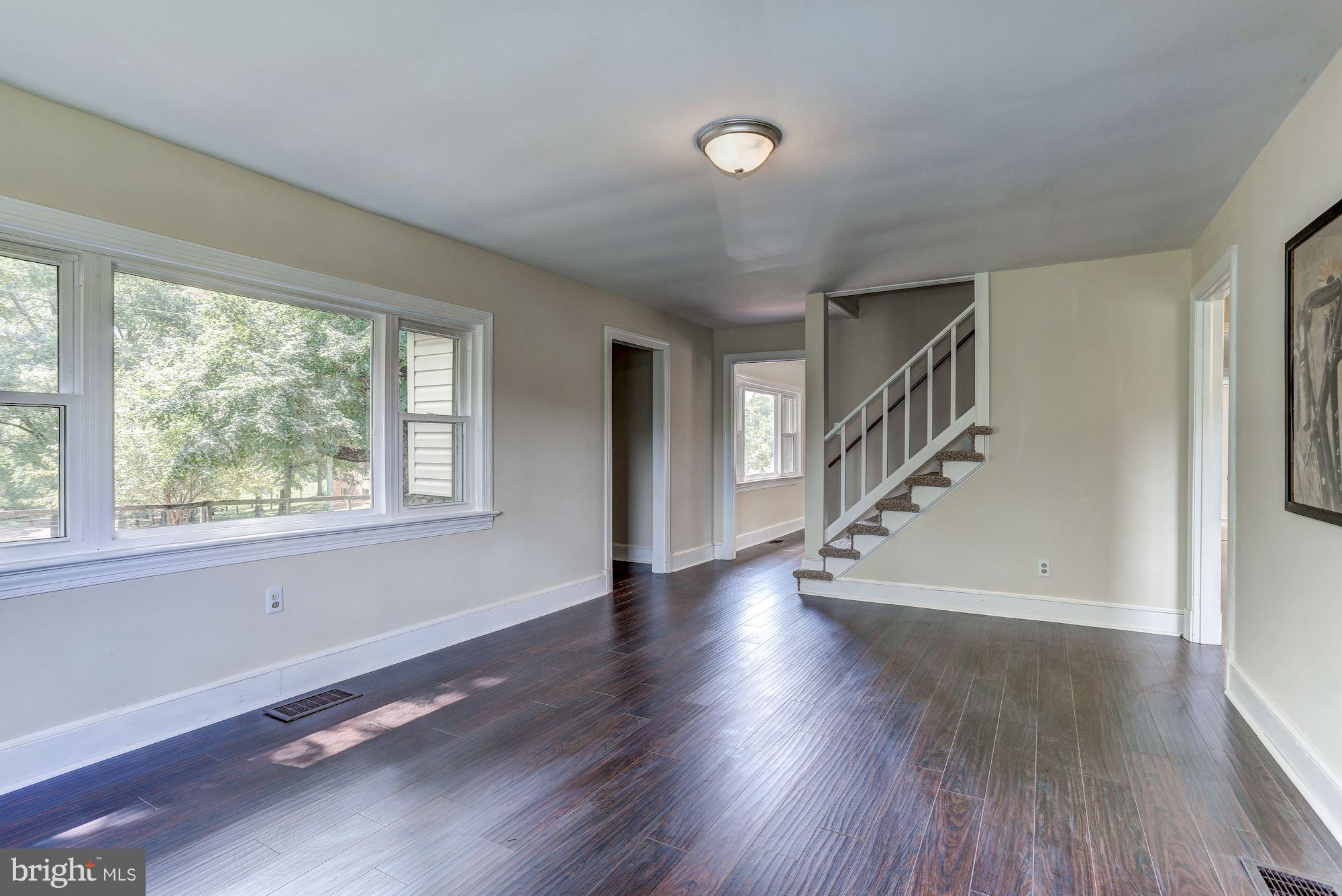 4268 Razor Hill Road Bealeton, VA 22712 - Photo 14 of 30 Living Room