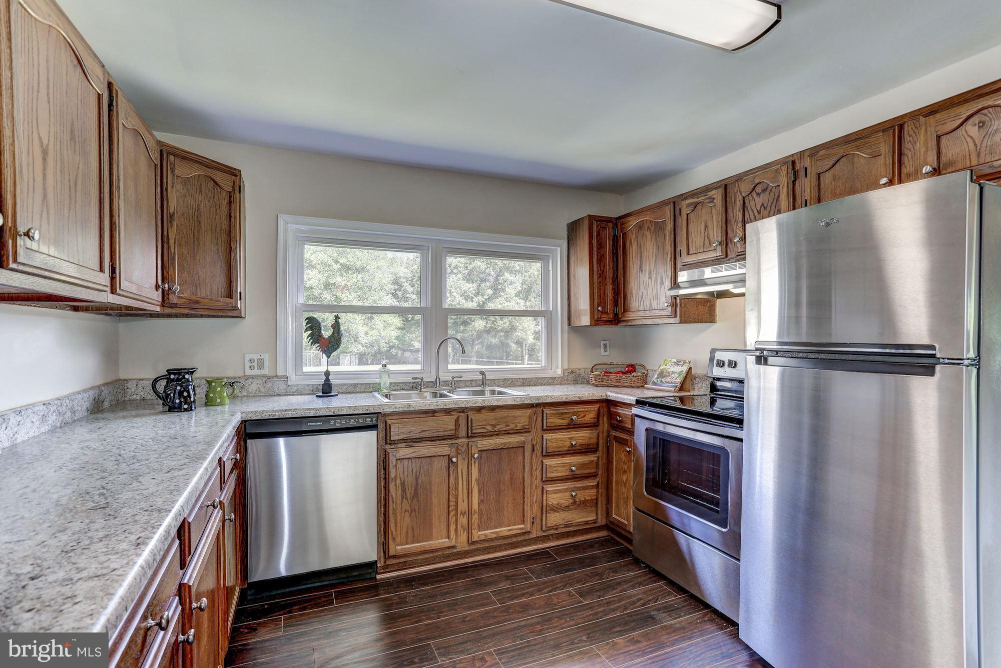 4268 Razor Hill Road Bealeton, VA 22712 - Photo 9 of 30 Kitchen