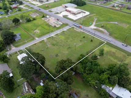 $174,900 | 422 South Stockwell Avenue, Iowa, LA 70647