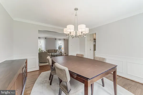 $1,200,000 | 10417 Silk Oak Drive, Vienna, VA 22182
