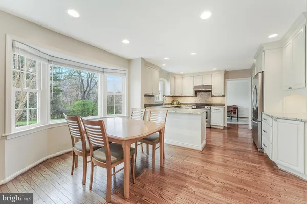 $1,200,000 | 10417 Silk Oak Drive, Vienna, VA 22182