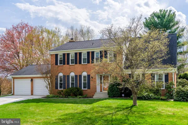 $1,200,000 | 10417 Silk Oak Drive, Vienna, VA 22182