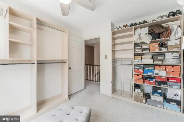 $1,200,000 | 10417 Silk Oak Drive, Vienna, VA 22182