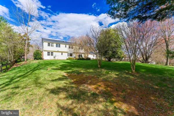 $1,200,000 | 10417 Silk Oak Drive, Vienna, VA 22182