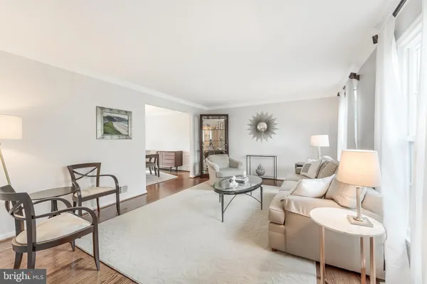 $1,200,000 | 10417 Silk Oak Drive, Vienna, VA 22182