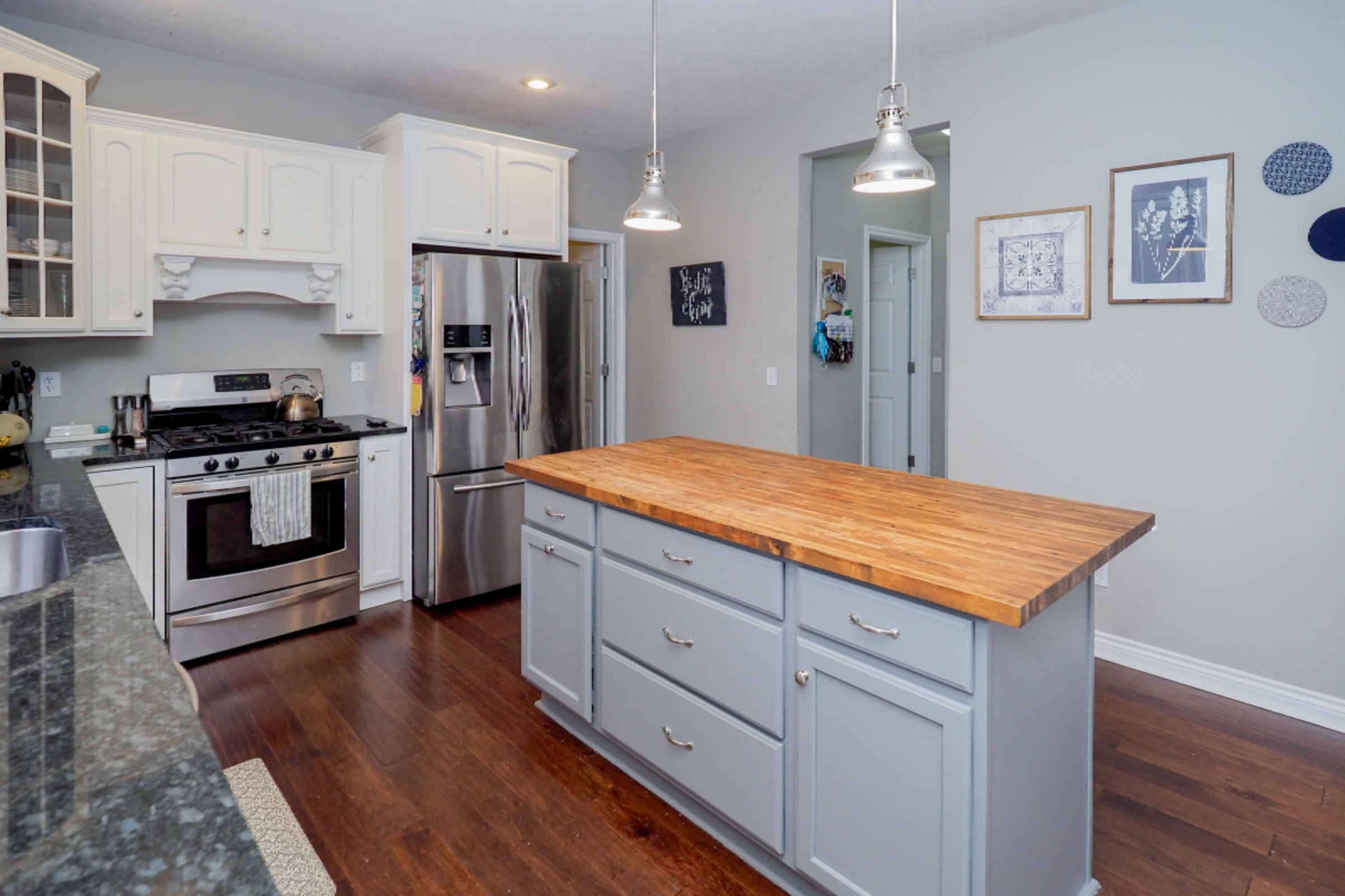 8317 Charlevoix Street Kalamazoo, MI 49009 - Photo 13 of 34 8317 Charlevoix-113