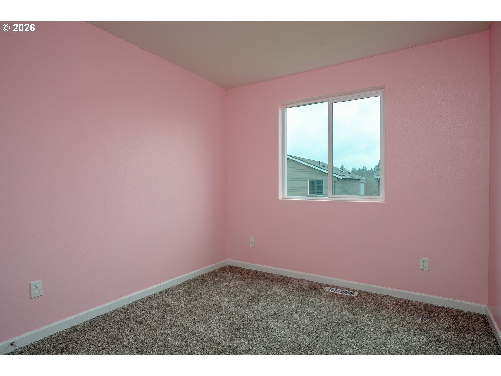 4215 Southwest Myrtle Avenue Gresham, OR 97080 - Photo 14 of 17