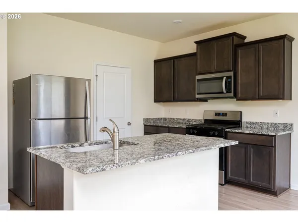 $408,000 | 4215 Southwest Myrtle Avenue, Gresham, OR 97080