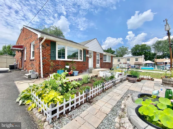 $279,999 | 1616 Pennsylvania Avenue, Prospect Park, PA 19076