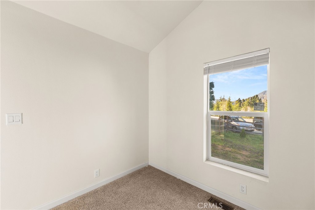 11821 Raspberry Lane Oak Glen, CA 92399 - Photo 41 of 49