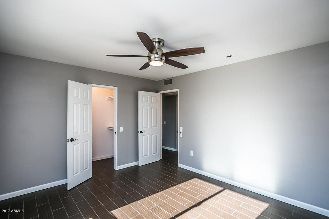 10020 West Royal Oak Road, Unit L Sun City, AZ 85351 - Photo 18 of 31 09441- 10020 W Royal Oak Rd L AZ- Candi-