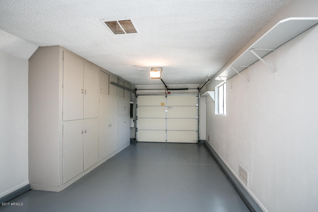 10020 West Royal Oak Road, Unit L Sun City, AZ 85351 - Photo 22 of 31 09441- 10020 W Royal Oak Rd L AZ- Candi-
