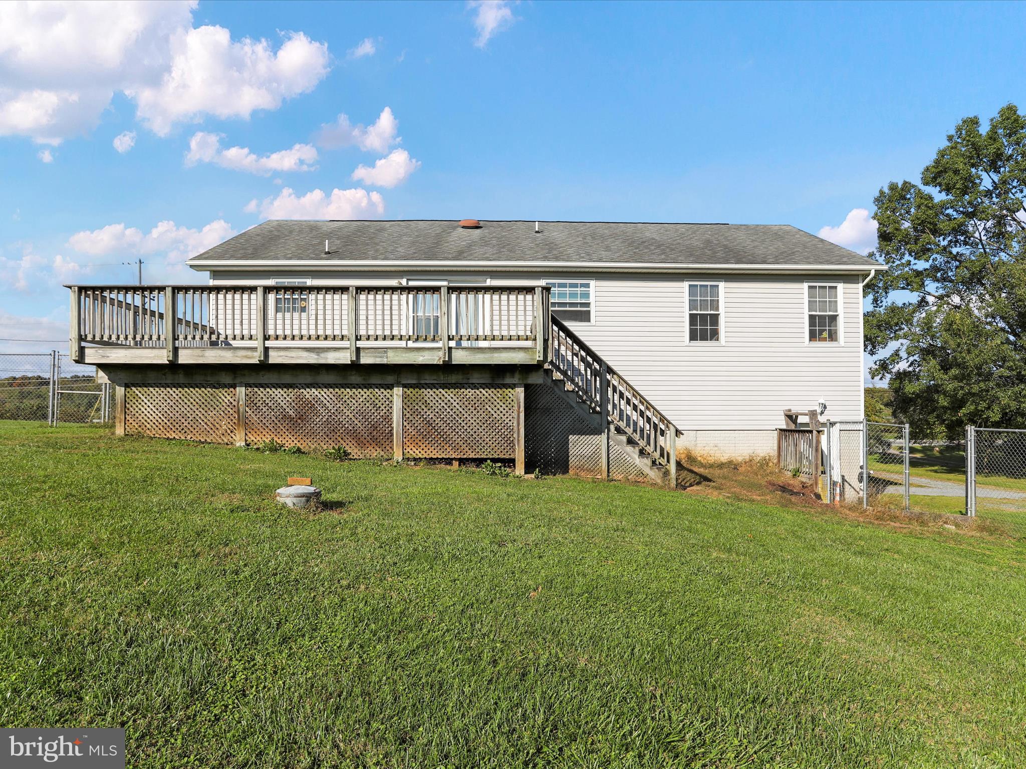 9893 Charles Town Road Ranson, WV 25438 - Photo 7 of 46