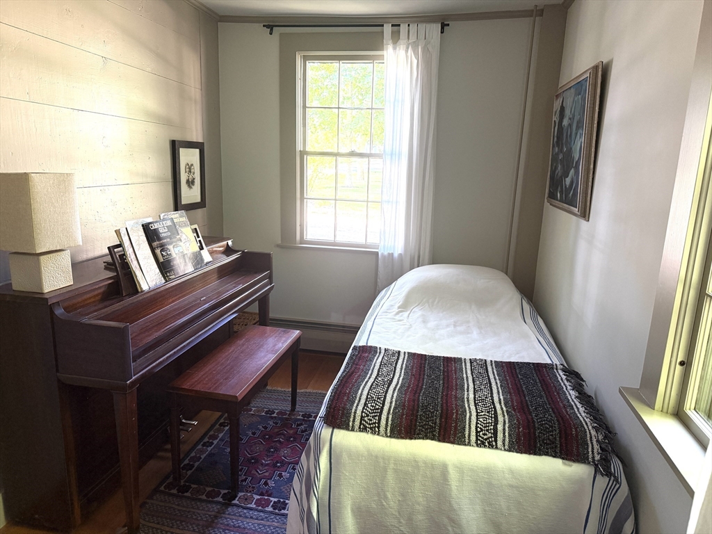 22 Wellington Road Templeton, MA 01468 - Photo 15 of 33 Gallery Image 15