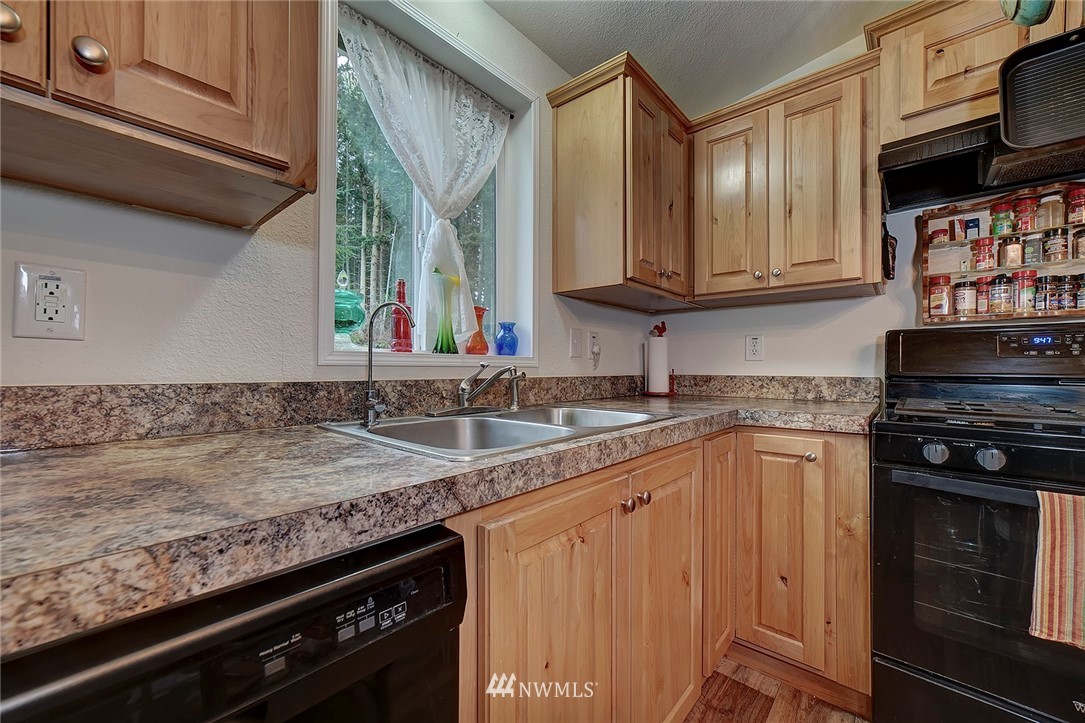 82 Port Hadlock Heights Road Port Hadlock, WA 98339 - Photo 12 of 31 Gallery Image 12