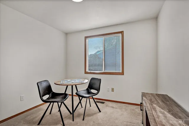 $438,000 | 6895 North Amesbury Way, Boise, ID 83714