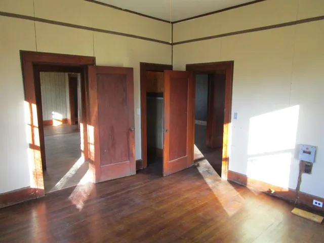 $59,000 | 1206 South Main Street, Quanah, TX 79252