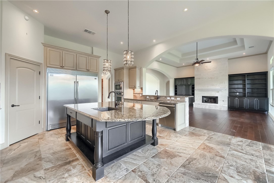 145 Powder Horn Road Bastrop, TX 78602 - Photo 3 of 39