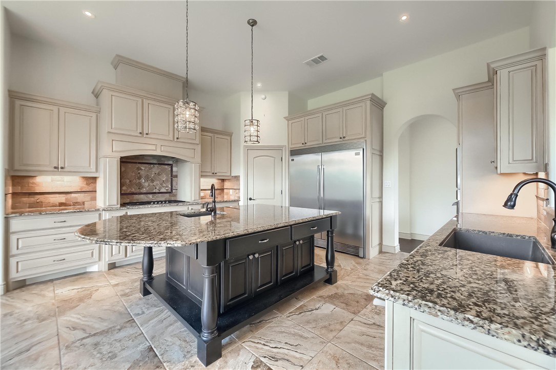 145 Powder Horn Road Bastrop, TX 78602 - Photo 4 of 39