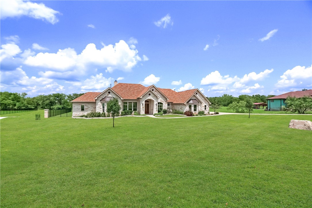 145 Powder Horn Road Bastrop, TX 78602 - Photo 5 of 39