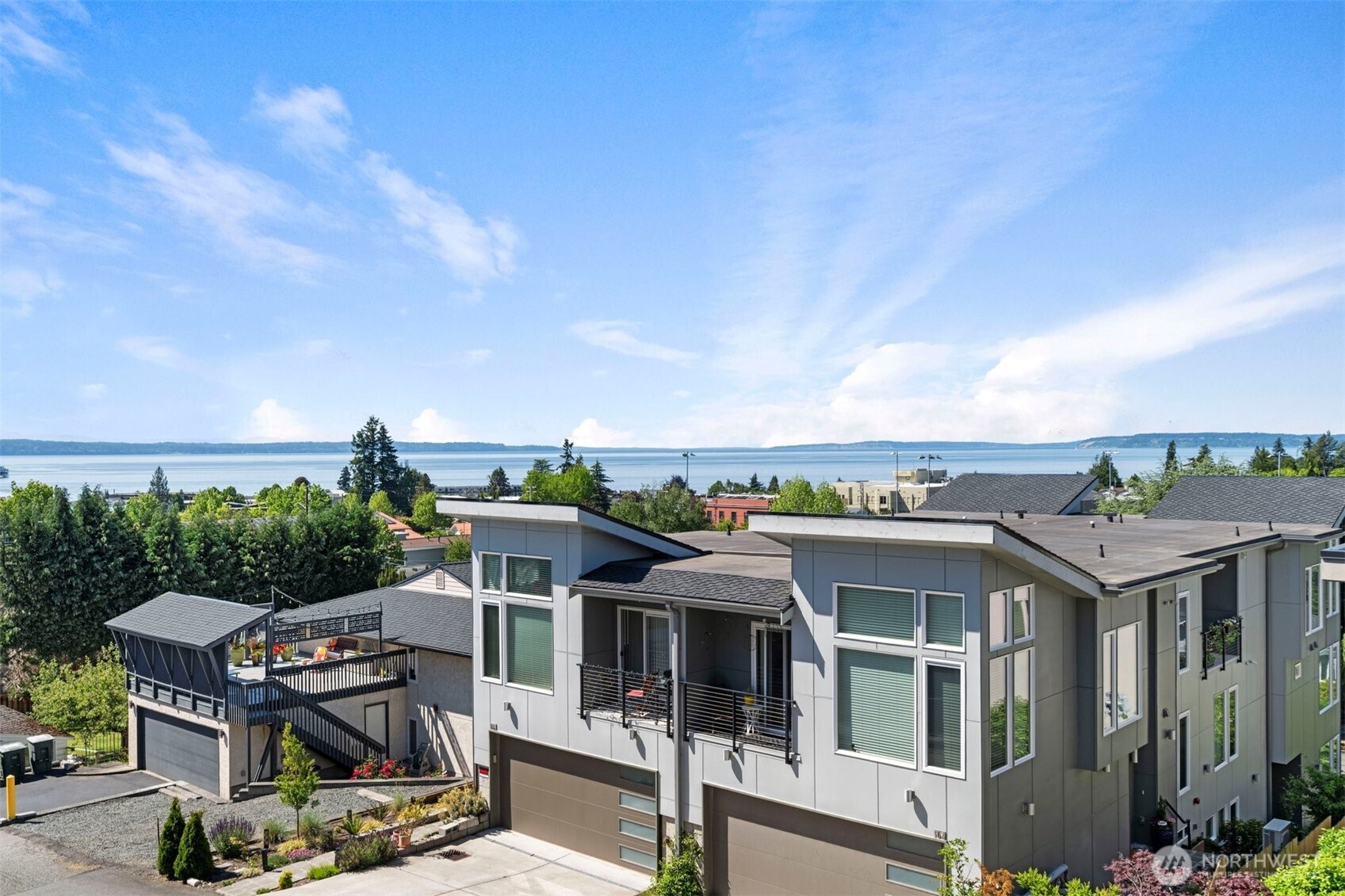 655 Main Street, Unit 305 Edmonds, WA 98020 - Photo 14 of 37