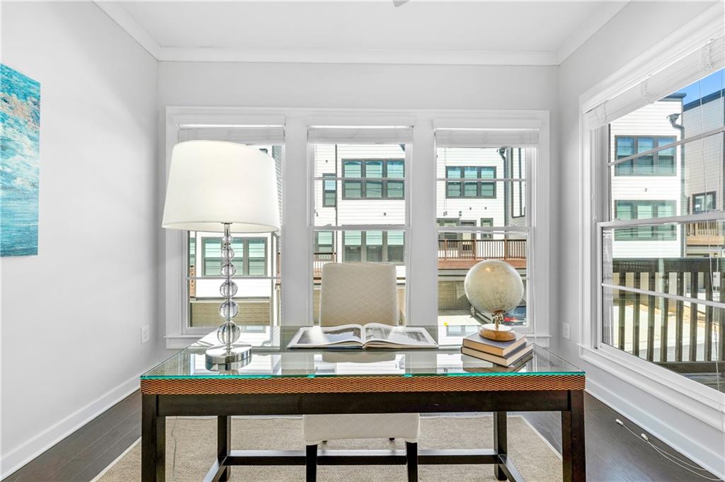 552 Ember Lane Northwest Atlanta, GA 30309 - Photo 13 of 40