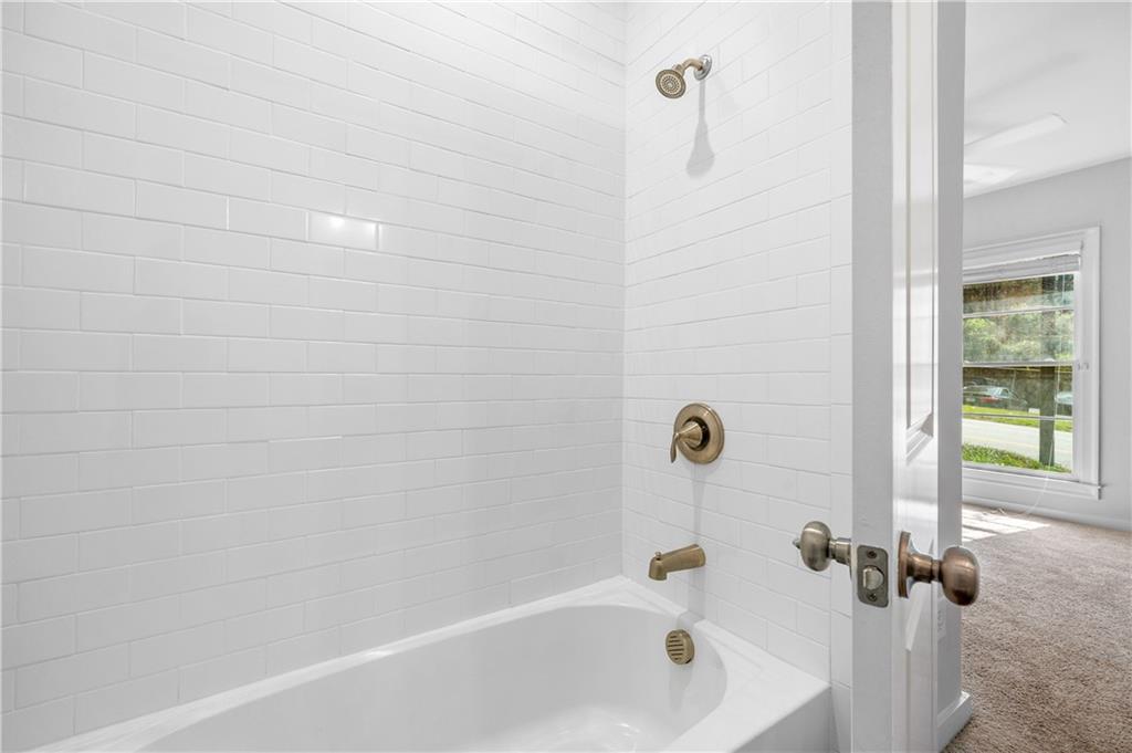 552 Ember Lane Northwest Atlanta, GA 30309 - Photo 36 of 40