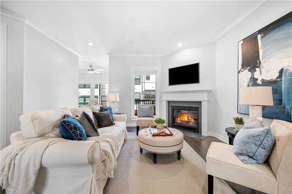 552 Ember Lane Northwest Atlanta, GA 30309 - Photo 8 of 40