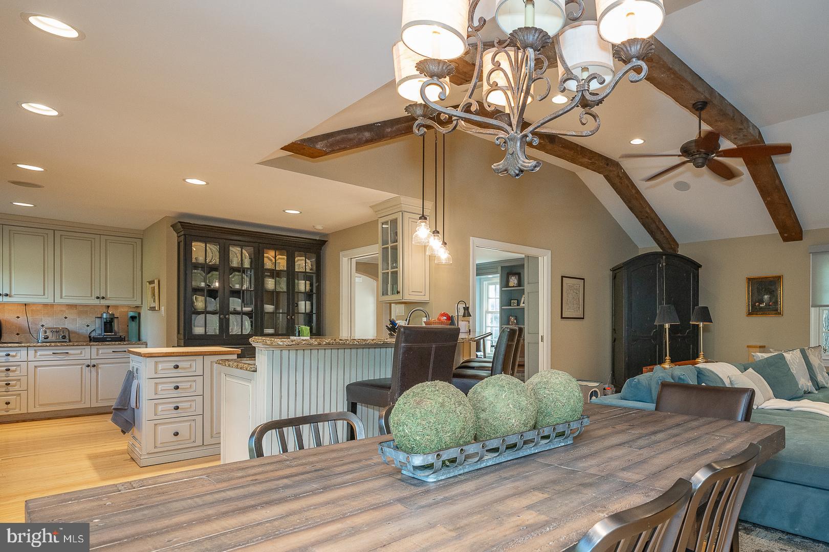 318 Chamounix Road Wayne, PA 19087 - Photo 14 of 55