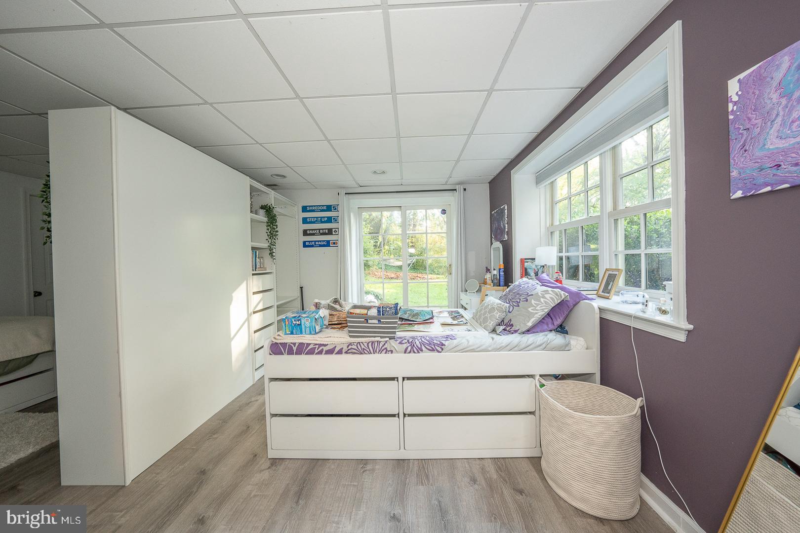 318 Chamounix Road Wayne, PA 19087 - Photo 40 of 55 a room with a bed and a window