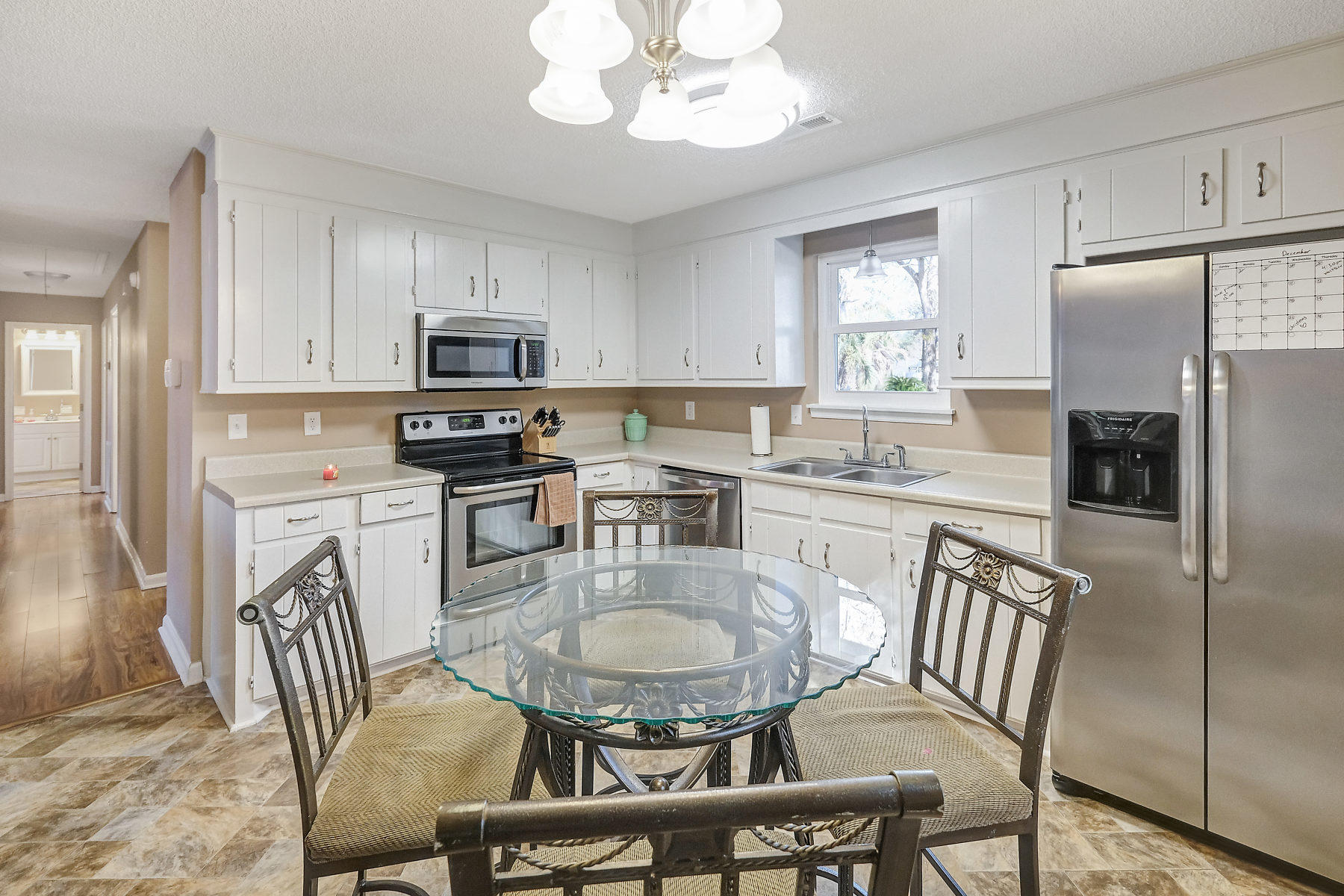 39 Oak Grove Road Goose Creek, SC 29445 - Photo 11 of 32 Kitchen