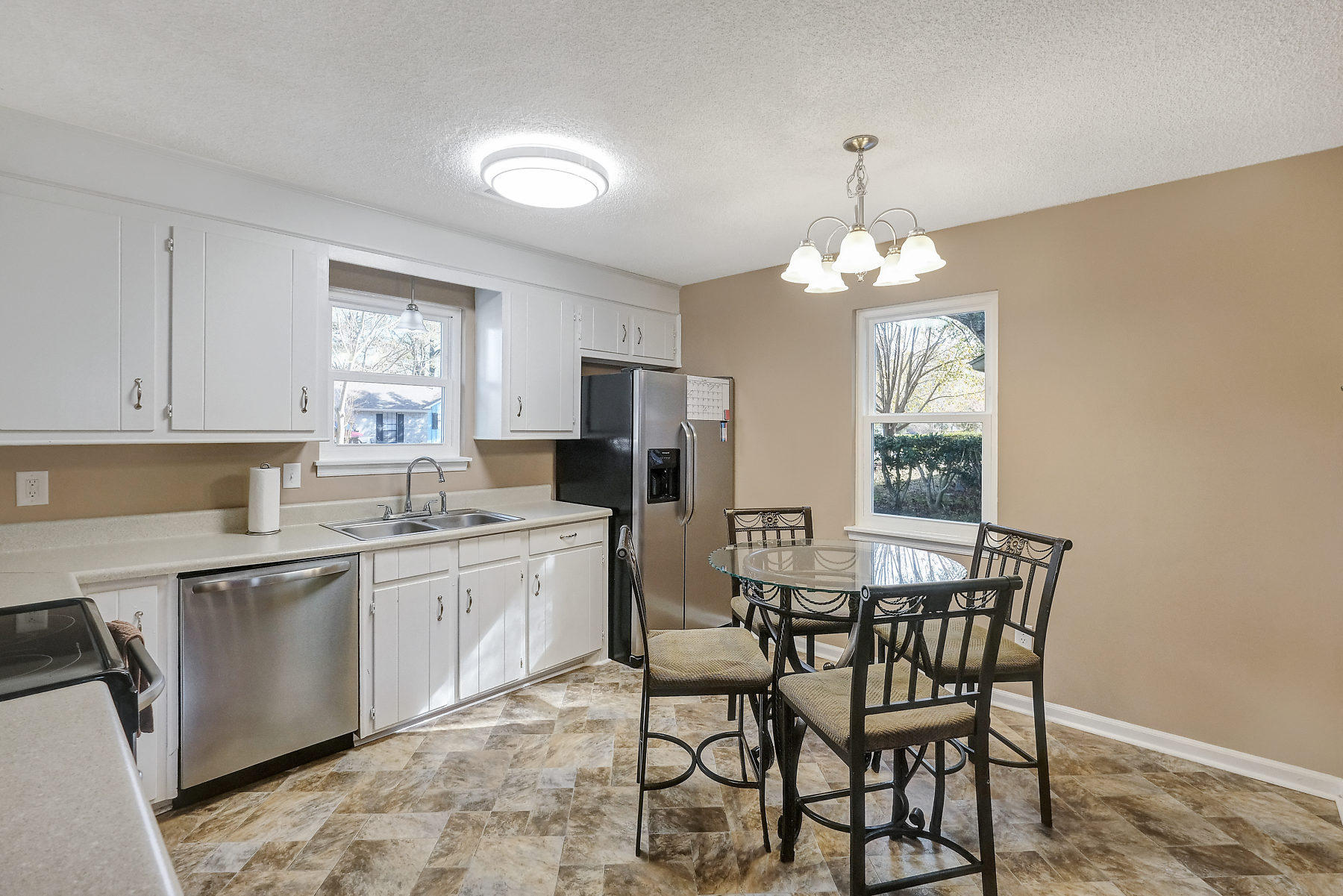 39 Oak Grove Road Goose Creek, SC 29445 - Photo 13 of 32 DSCF0085-SMALL