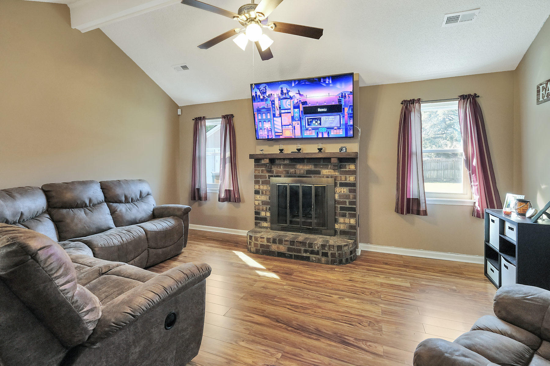 39 Oak Grove Road Goose Creek, SC 29445 - Photo 14 of 32 Family Room