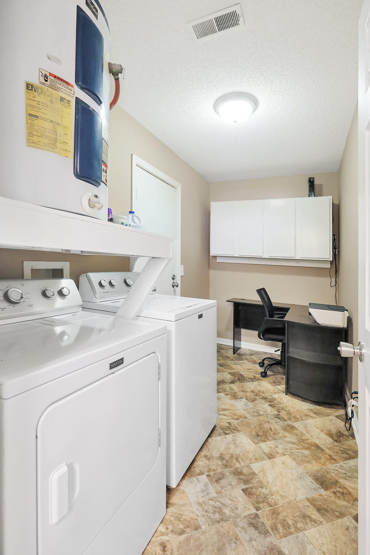 39 Oak Grove Road Goose Creek, SC 29445 - Photo 27 of 32 Laundry Room