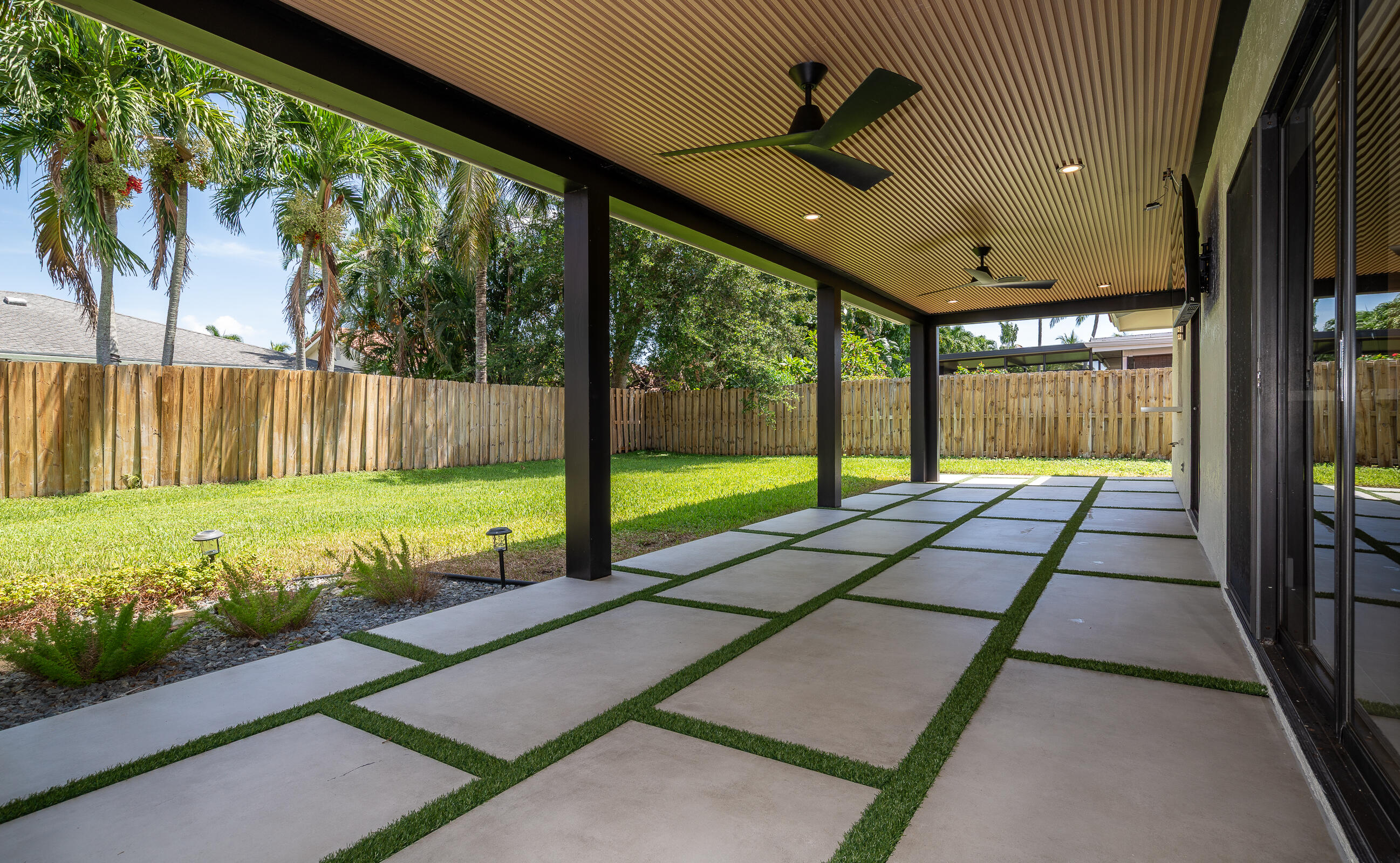 4853 Willow Drive Boca Raton, FL 33487 - Photo 16 of 59 17-4853 Willow Dr-DSC_9065-MLS