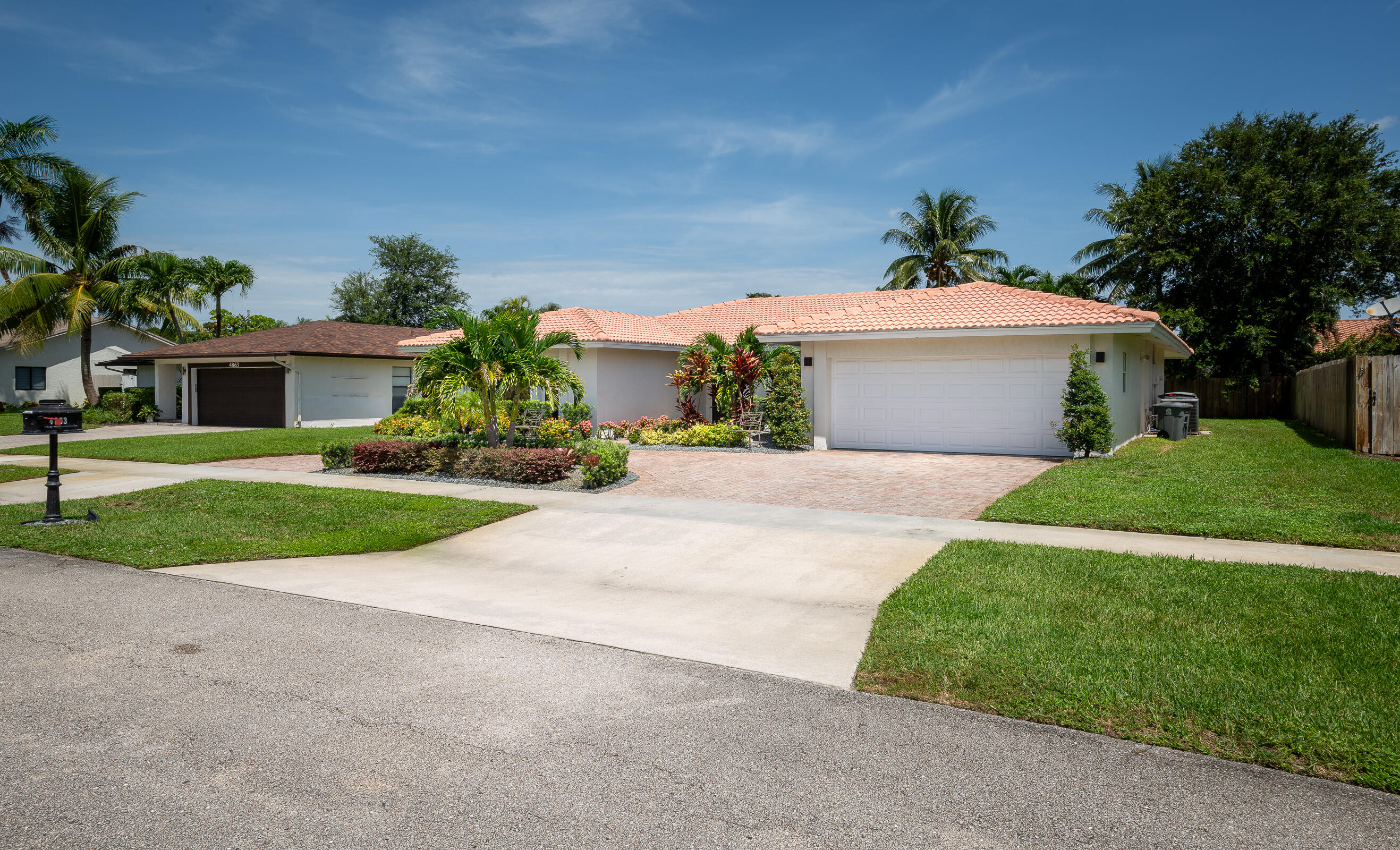 4853 Willow Drive Boca Raton, FL 33487 - Photo 3 of 59 03-4853 Willow Dr-DSC_9053-MLS