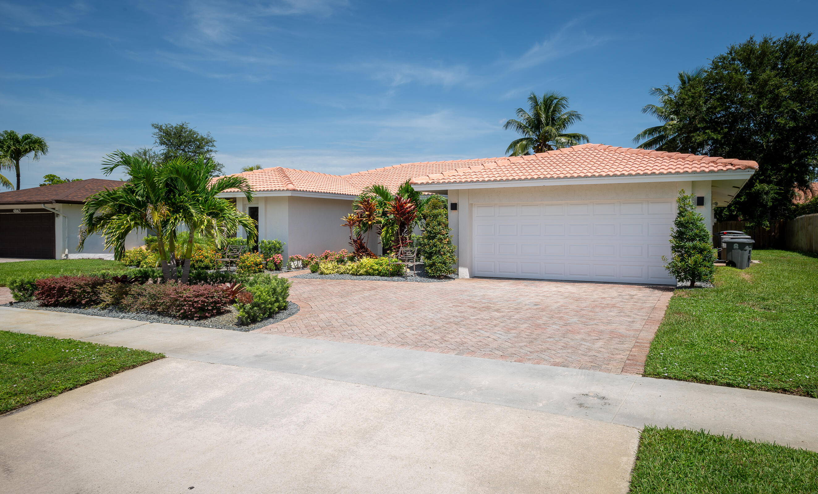 4853 Willow Drive Boca Raton, FL 33487 - Photo 4 of 59 04-4853 Willow Dr-DSC_9052-MLS