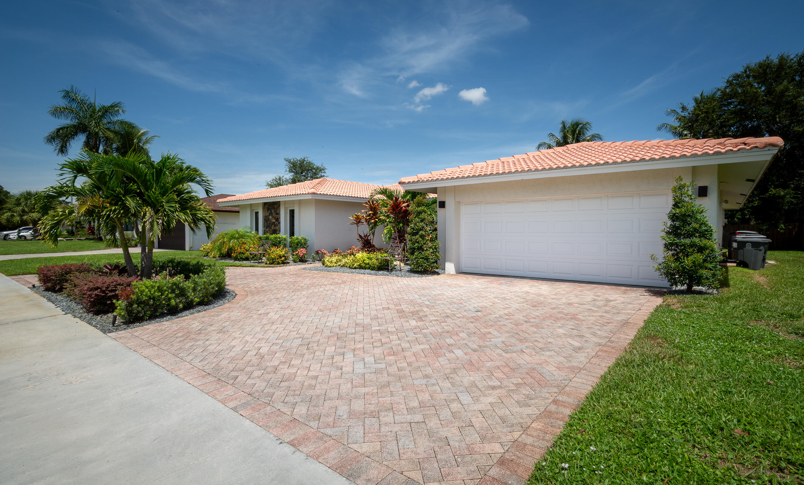 4853 Willow Drive Boca Raton, FL 33487 - Photo 5 of 59 05-4853 Willow Dr-DSC_9074-MLS