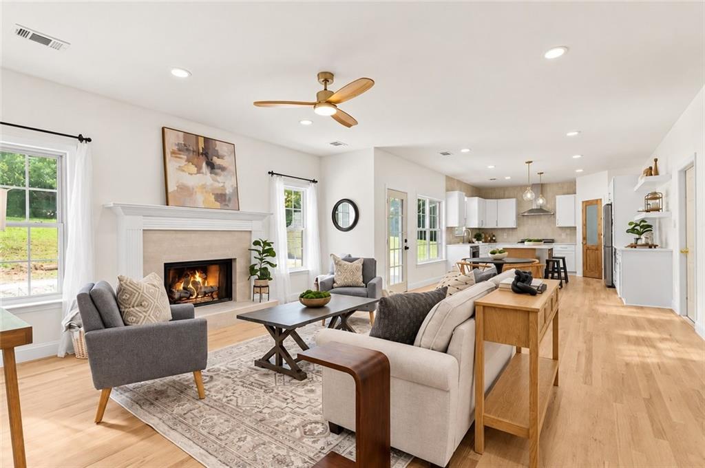4049 Due W Road Northwest Marietta, GA 30064 - Photo 9 of 41 Gallery Image 9