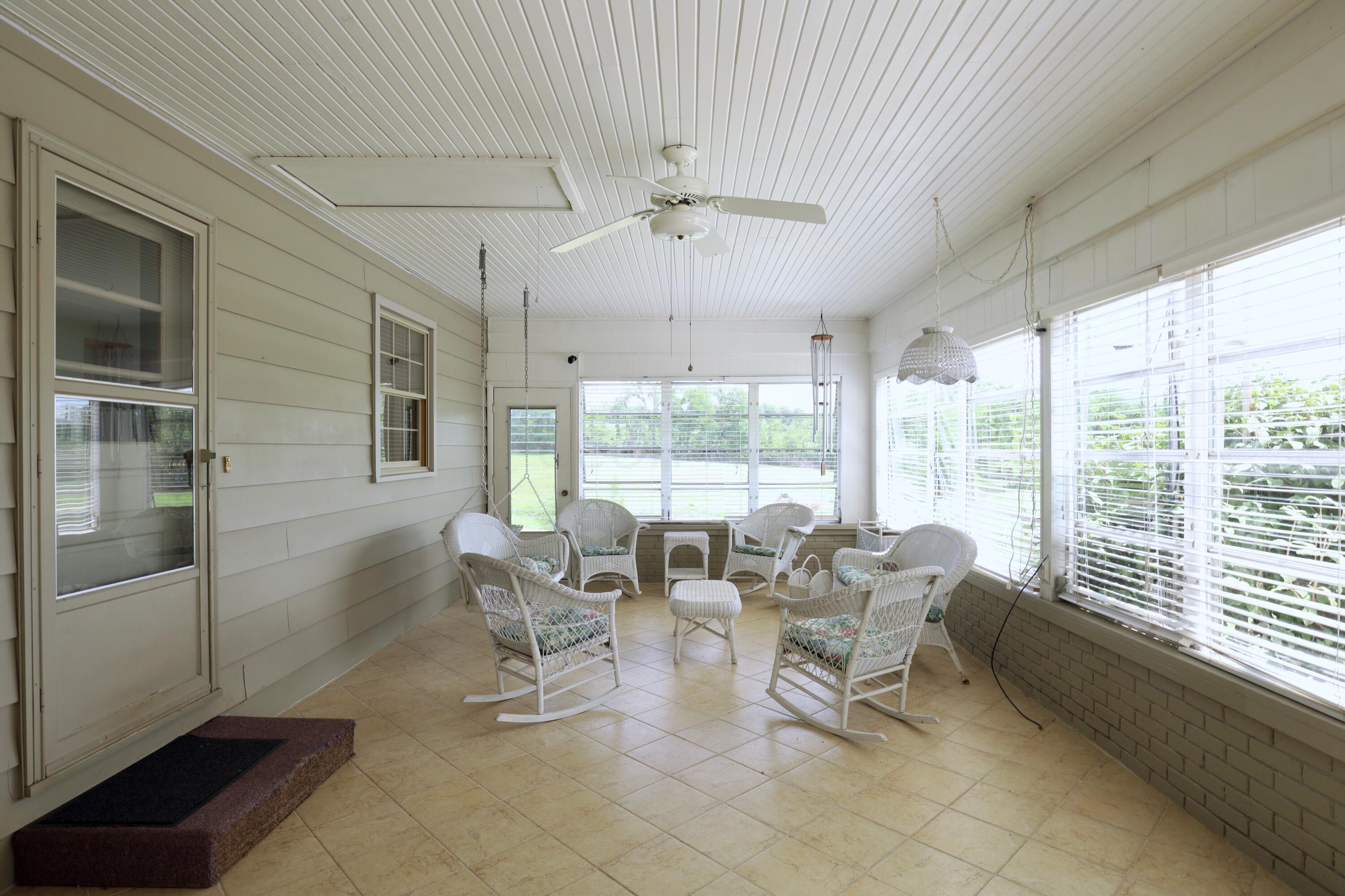 2185 Tent Road Northeast Lancaster, OH 43130 - Photo 20 of 29 2185 Tent Rd NE - 21
