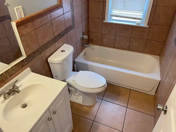 $1,250 | 18230 Mansfield Street, Detroit, MI 48235