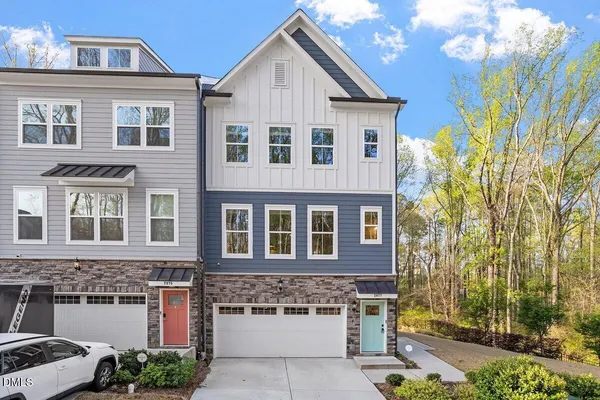 $550,000 | 2077 Eva Pearl Drive, Apex, NC 27502