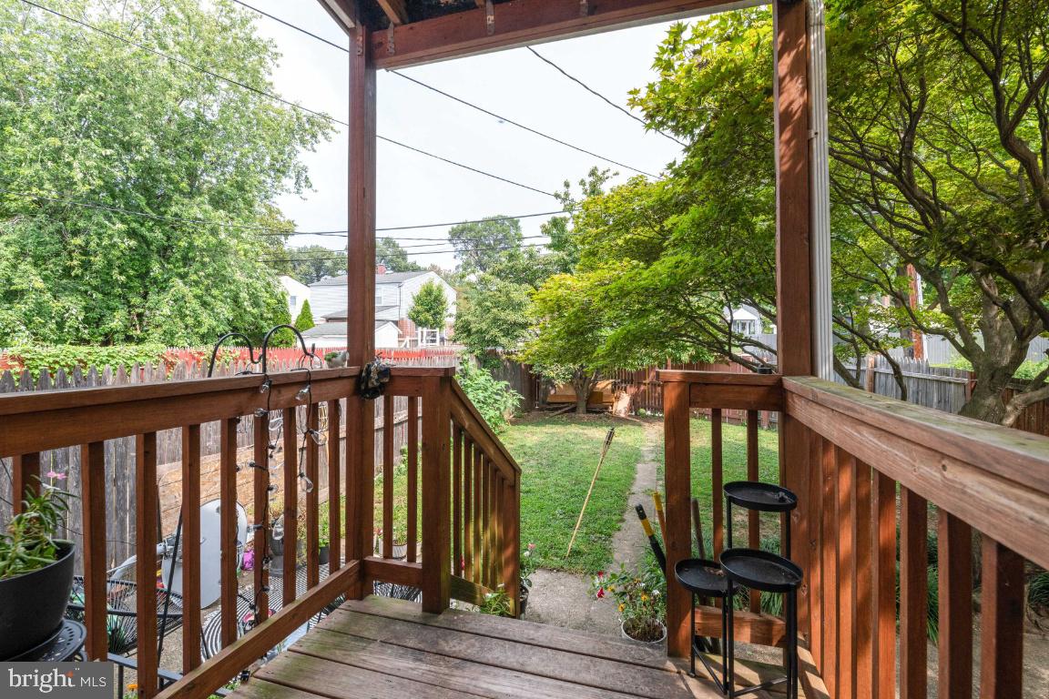 7046 Dunbar Road Baltimore, MD 21222 - Photo 30 of 37 Fenced in Backyard